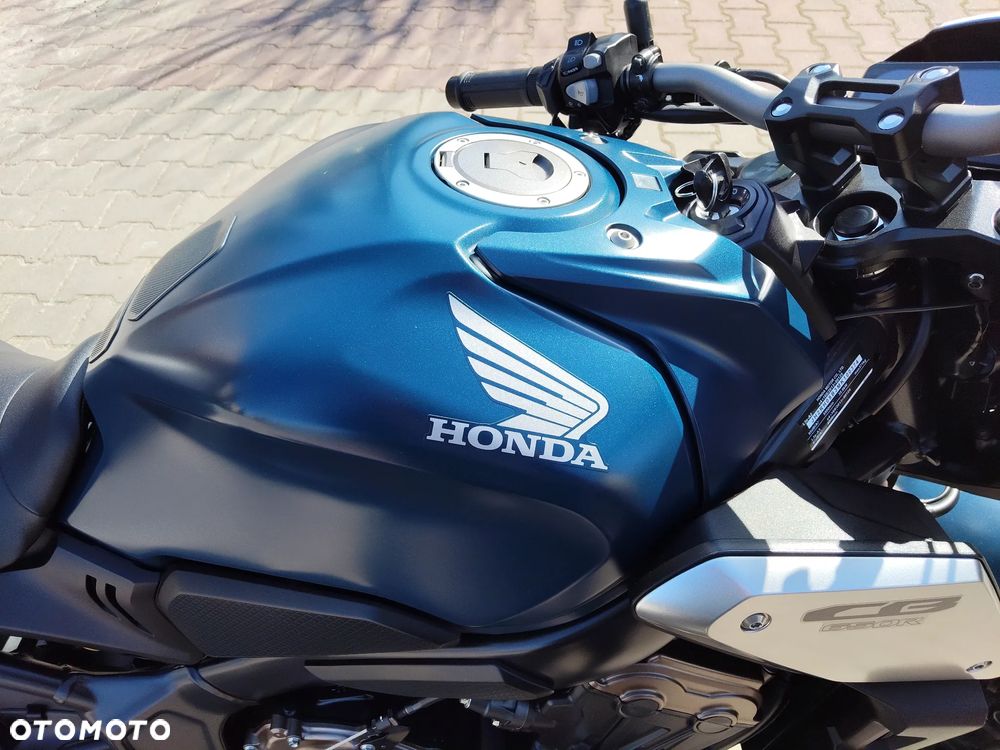 Honda CB - 26
