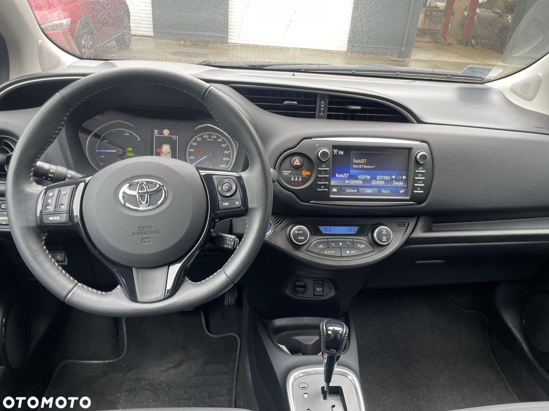 Toyota Yaris - 15