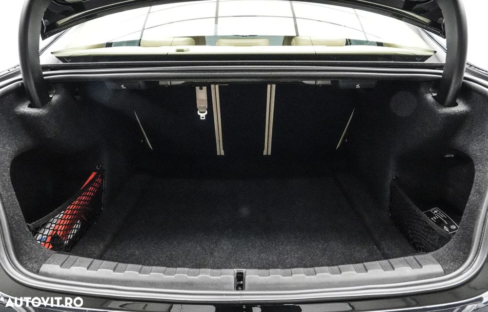 BMW Seria 3 320d xDrive AT Luxury Line - 22