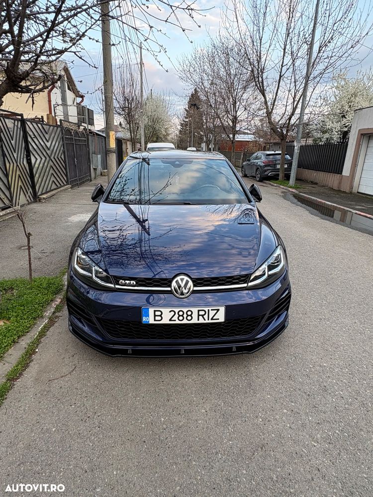 Volkswagen Golf 2.0 TDI DPF BMT DSG GTD - 15