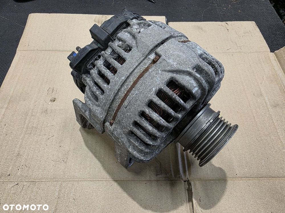 OPEL ASTRA MERIVA ZAFIRA B 1.6 1.8 BENZYNA ALTERNATOR  55556067 - 1