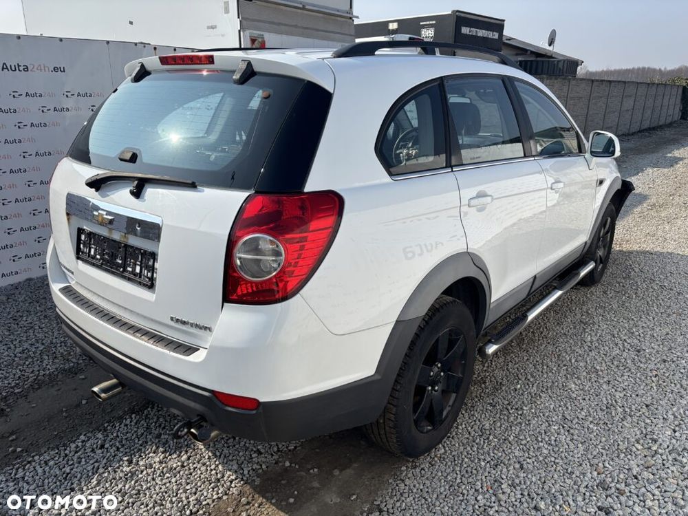 Chevrolet Captiva 2.2 2WD LS - 5