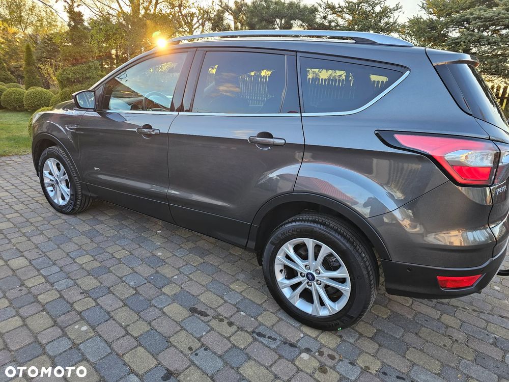 Ford Kuga - 15