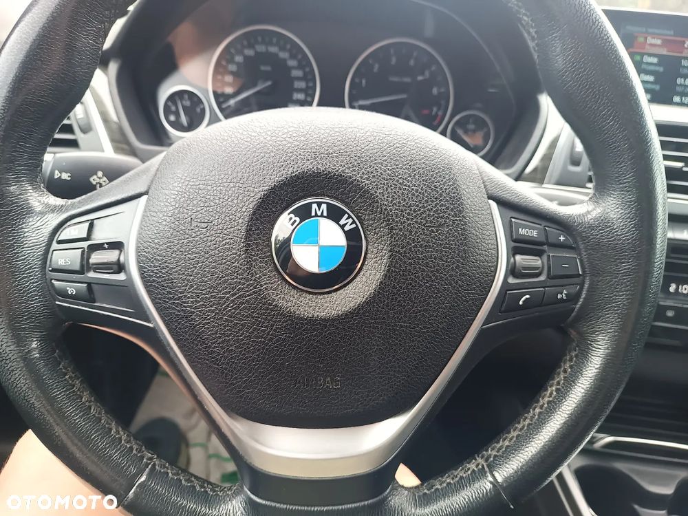 BMW Seria 3 330e iPerformance Luxury Line - 5