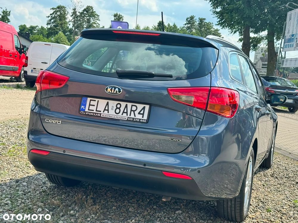 Kia Ceed - 8