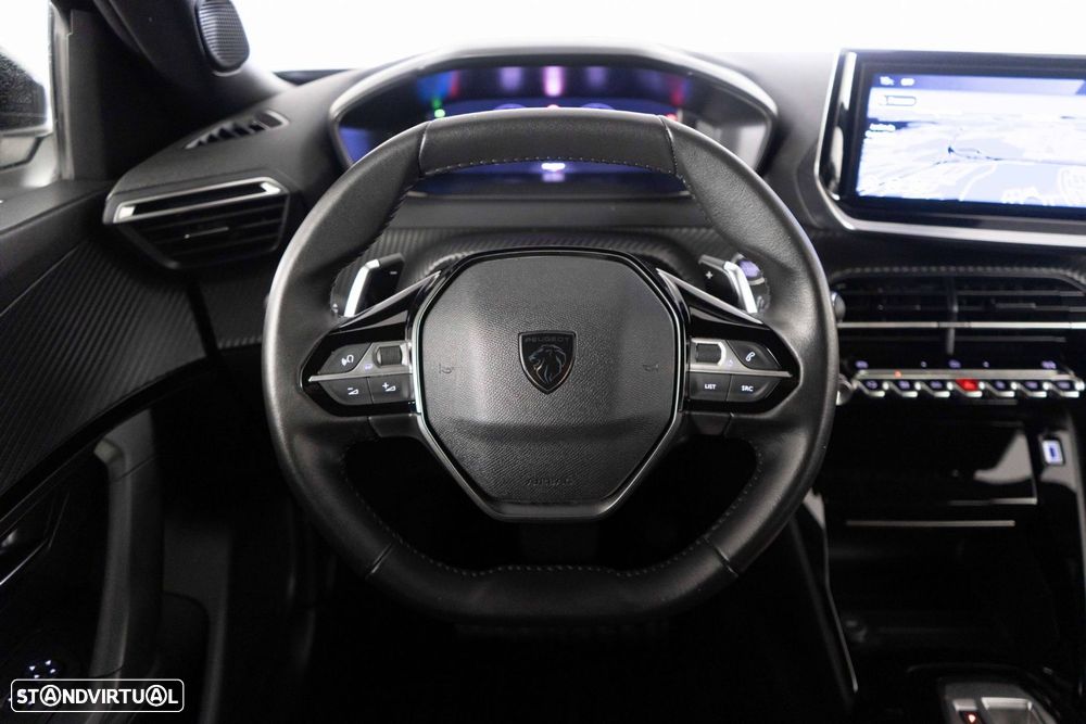 Peugeot 2008 1.2 PureTech Allure Pack EAT8 - 29