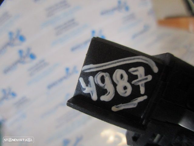 Interruptor 6R0953509B VW POLO 6R FASE 1 2014 1.6TDI 90CV 5P VERMELHO 4 PISCAS VW POLO 5 6R 2012 1.2TDI 75CV 5P CINZA - 4