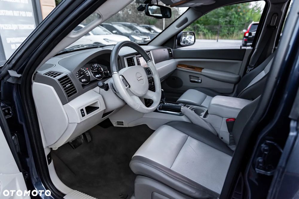 Jeep Grand Cherokee 4.7 4x4 Limited - 18