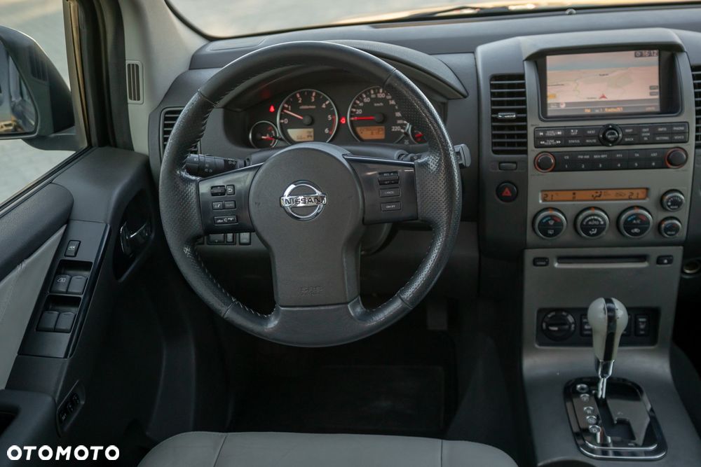 Nissan Pathfinder 2.5 DCi Platinum - 19