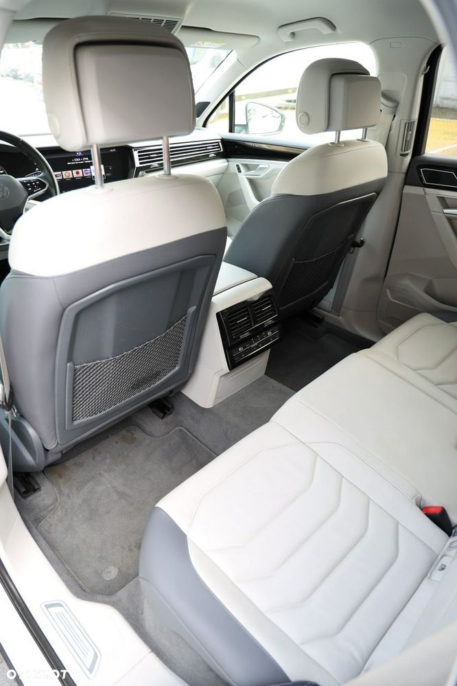 Volkswagen Touareg 3.0 V6 TFSI 4Motion Elegance - 29
