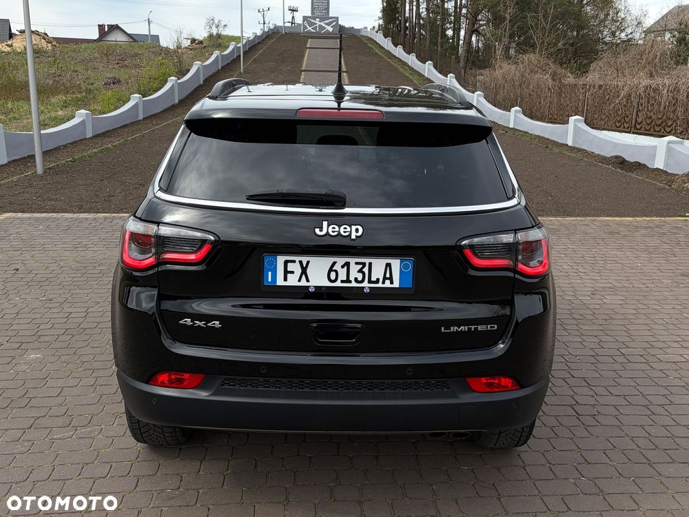 Jeep Compass - 11