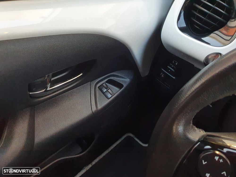 Toyota Aygo 1.0 X-Play+AC+X-Touch - 26