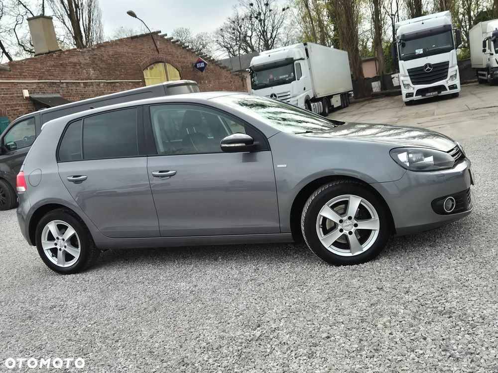 Volkswagen Golf 2.0 TDI DPF DSG MATCH - 14