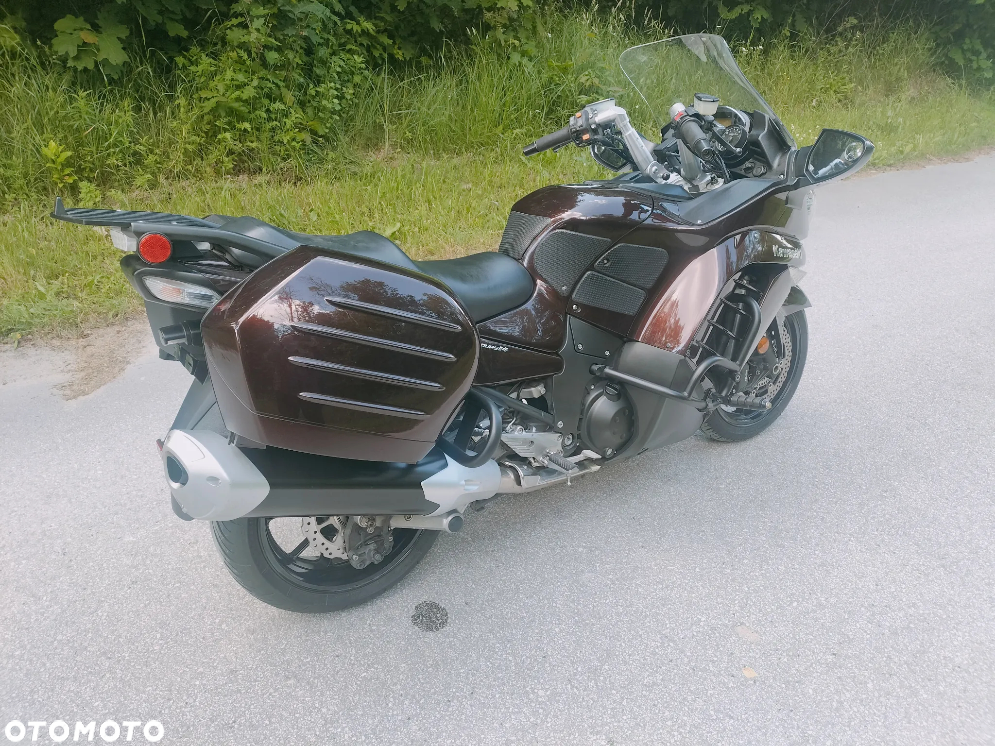 Kawasaki GTR - 7
