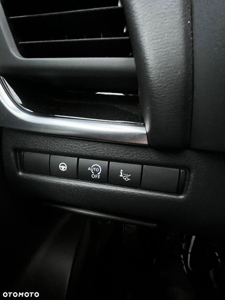 Nissan Qashqai 1.3 DIG-T TEKNA - 19