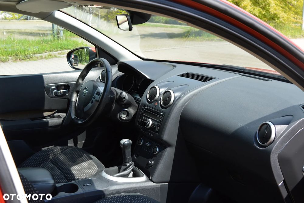 Nissan Qashqai 1.6 Tekna - 9