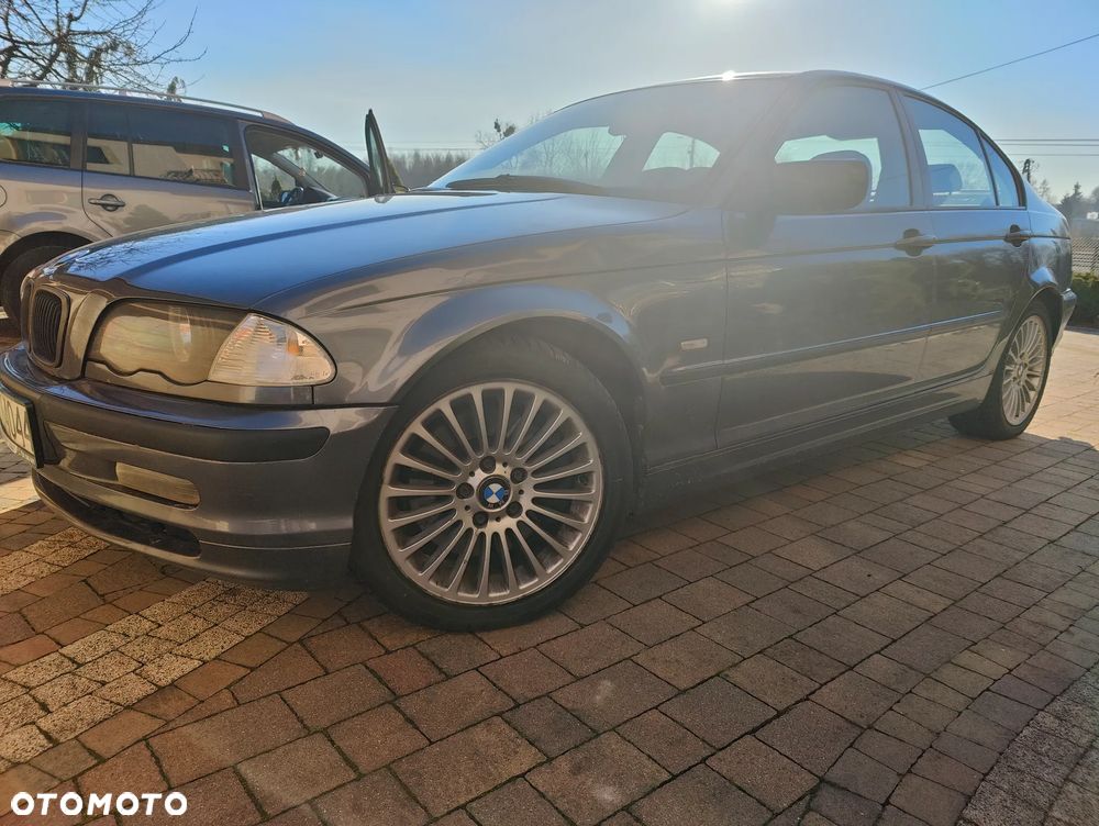 BMW Seria 3 330d - 3