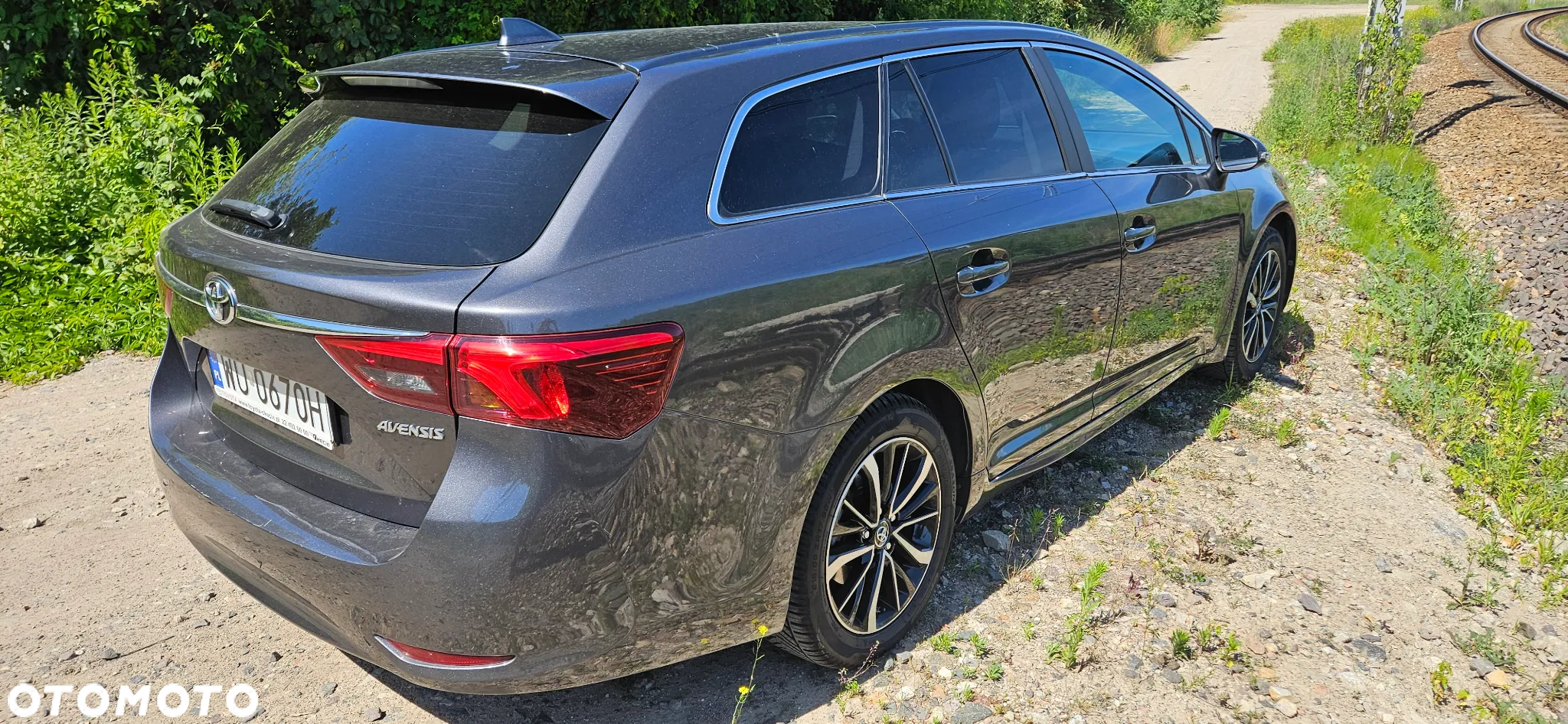 Toyota Avensis 1.8 Premium - 3