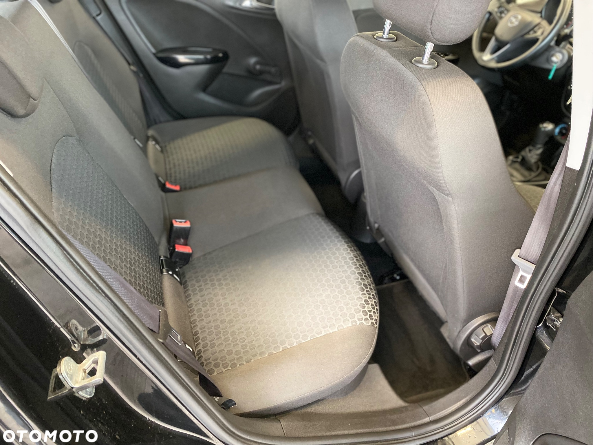 Opel Corsa 1.2 Cosmo - 16