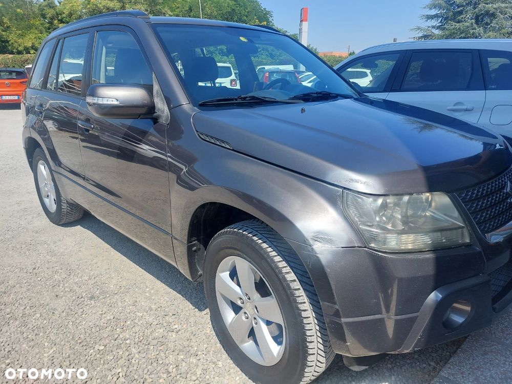 Suzuki Grand Vitara 2.0 Comfort - 8