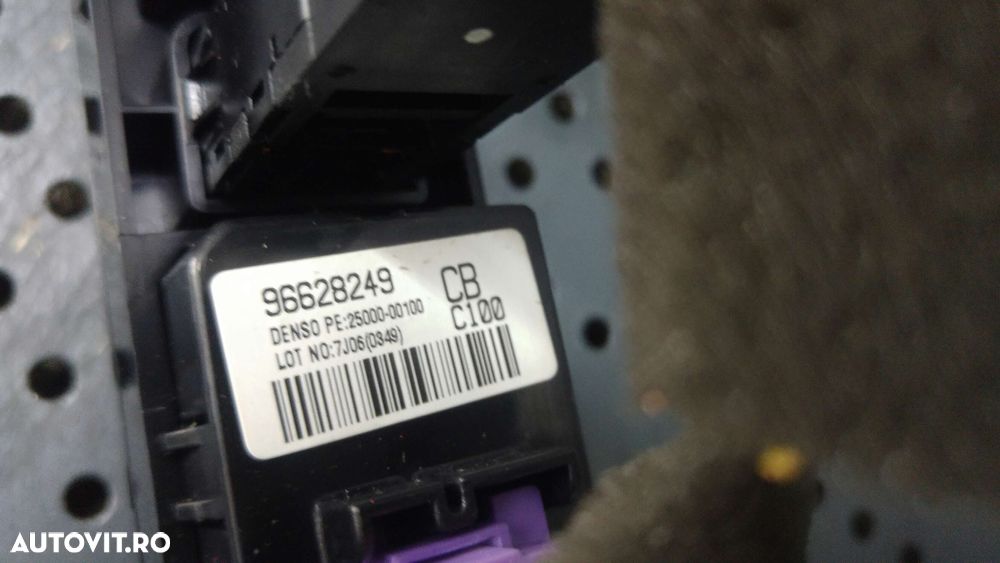 Display afisaj ora chevrolet captiva c100 c140 96628249 - 3