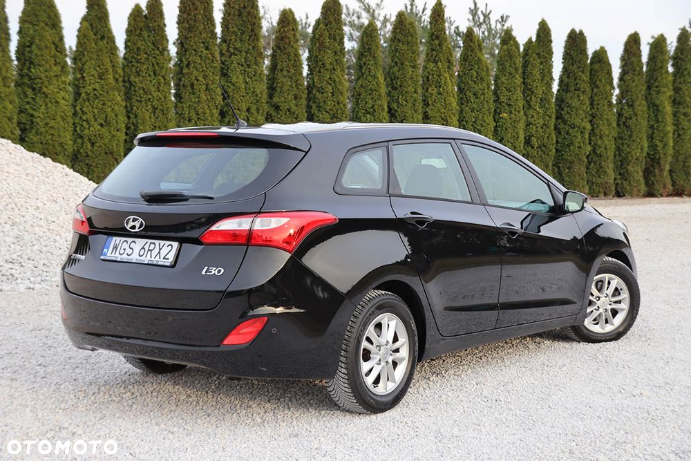 Hyundai i30 i30cw 1.4 CRDi Advantage - 15