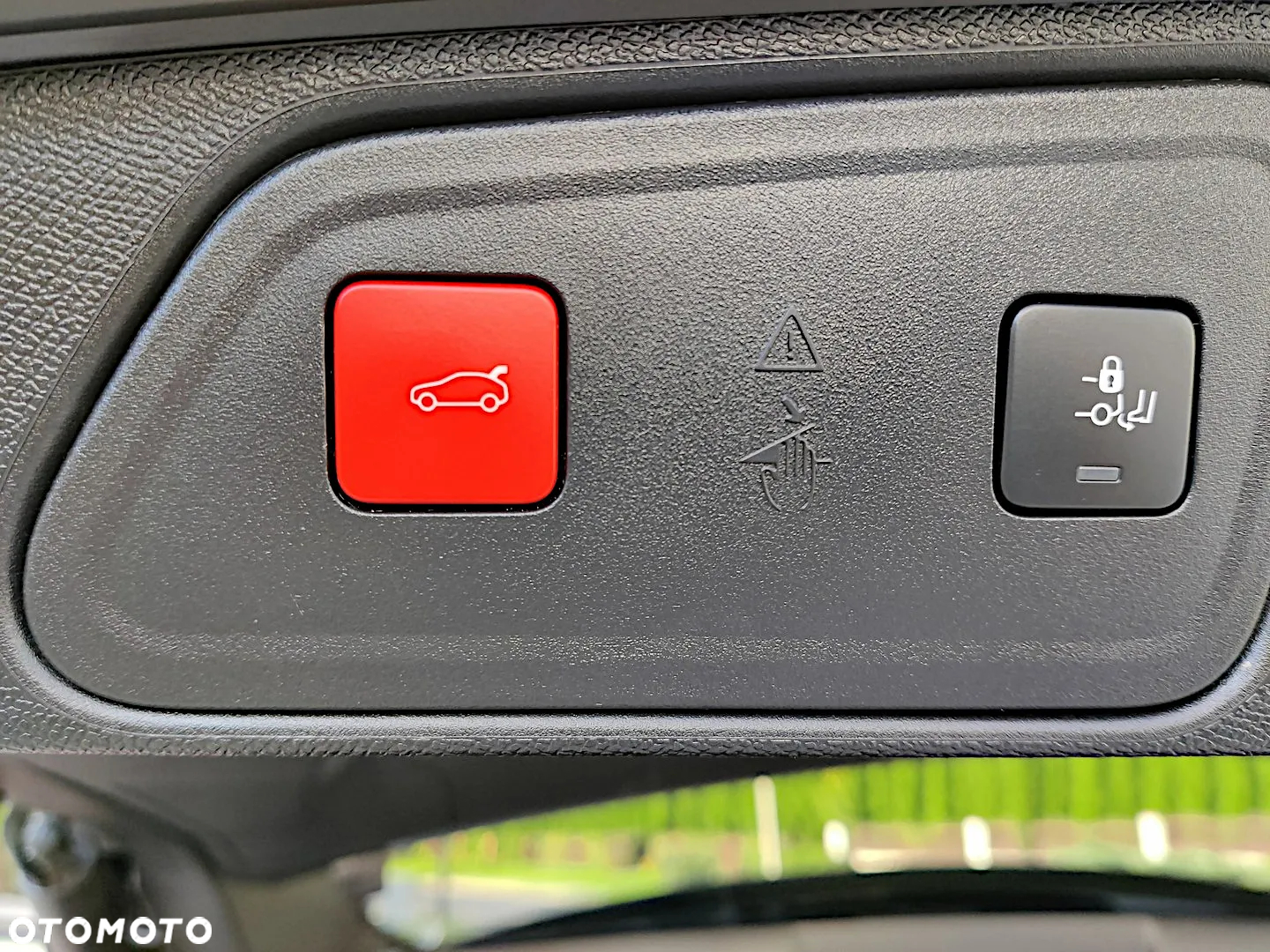 Peugeot 3008 Hybrid 225 e-EAT8 GT Pack - 39