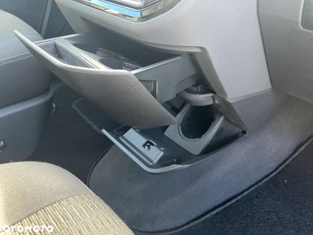 Volkswagen Multivan 2.0 TDI L2 Comfortline - 16