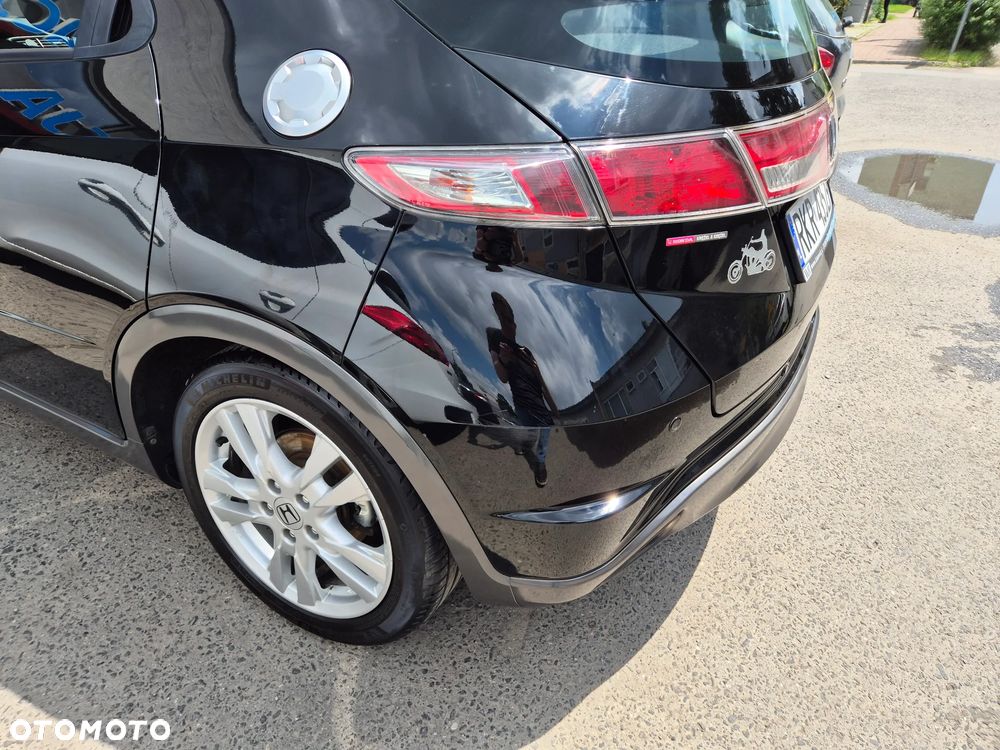 Honda Civic 1.8 Sport - 10