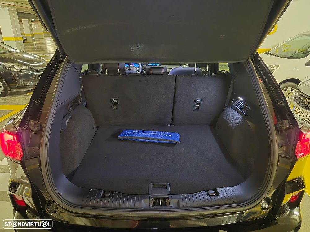 Ford Kuga 2.0 TDCi EcoBlue ST-Line - 27