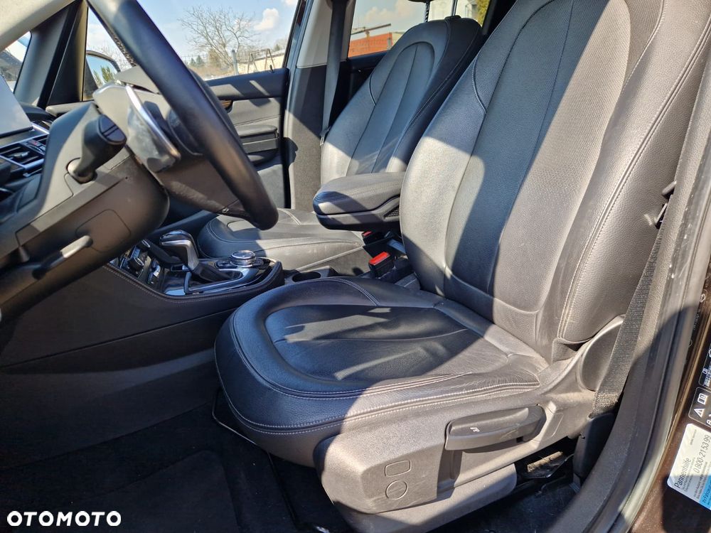 BMW Seria 2 220d xDrive Sport-Aut Luxury Line - 17