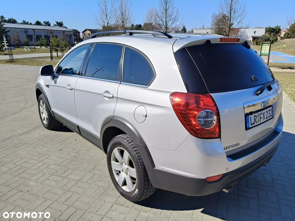 Chevrolet Captiva - 4
