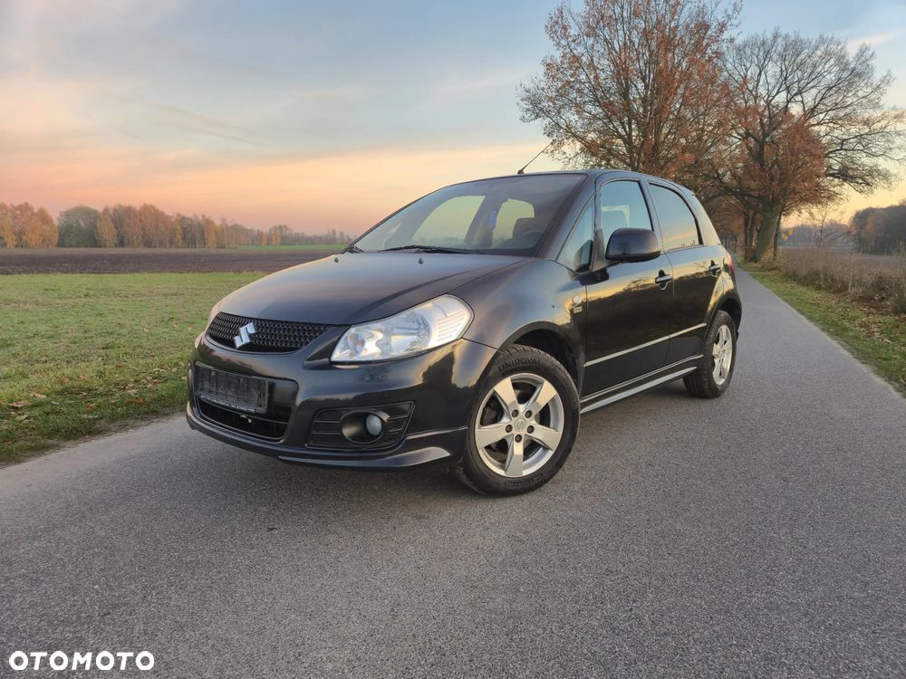 Suzuki SX4 1.6 Premium - 32