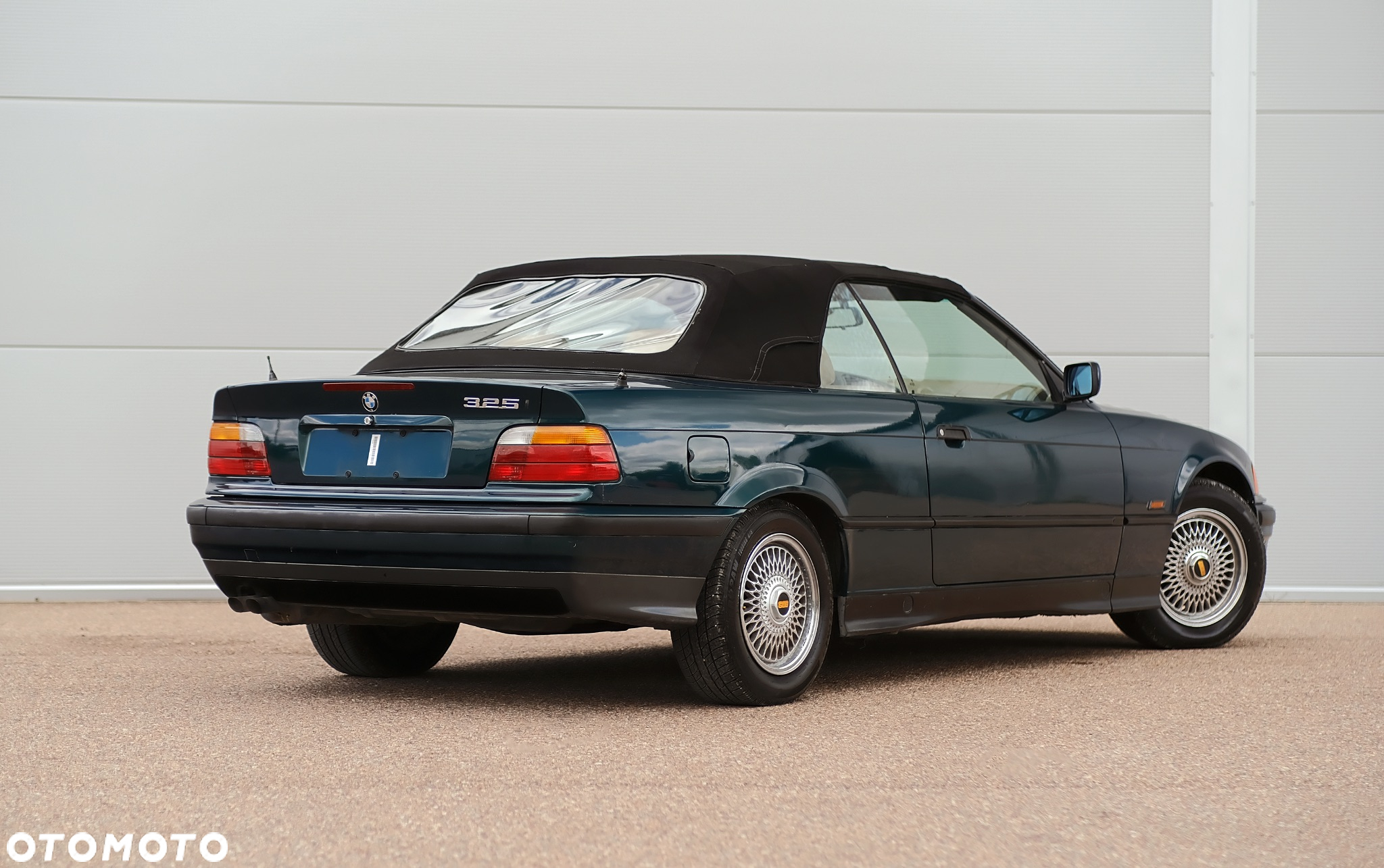 BMW Seria 3 325i - 13