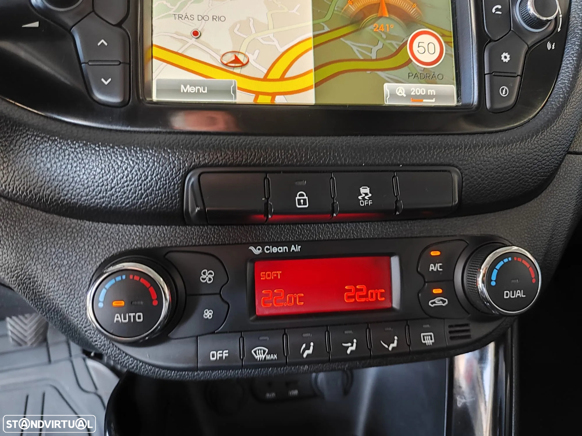Kia Ceed SW 1.4 CRDi Nav Line - 31
