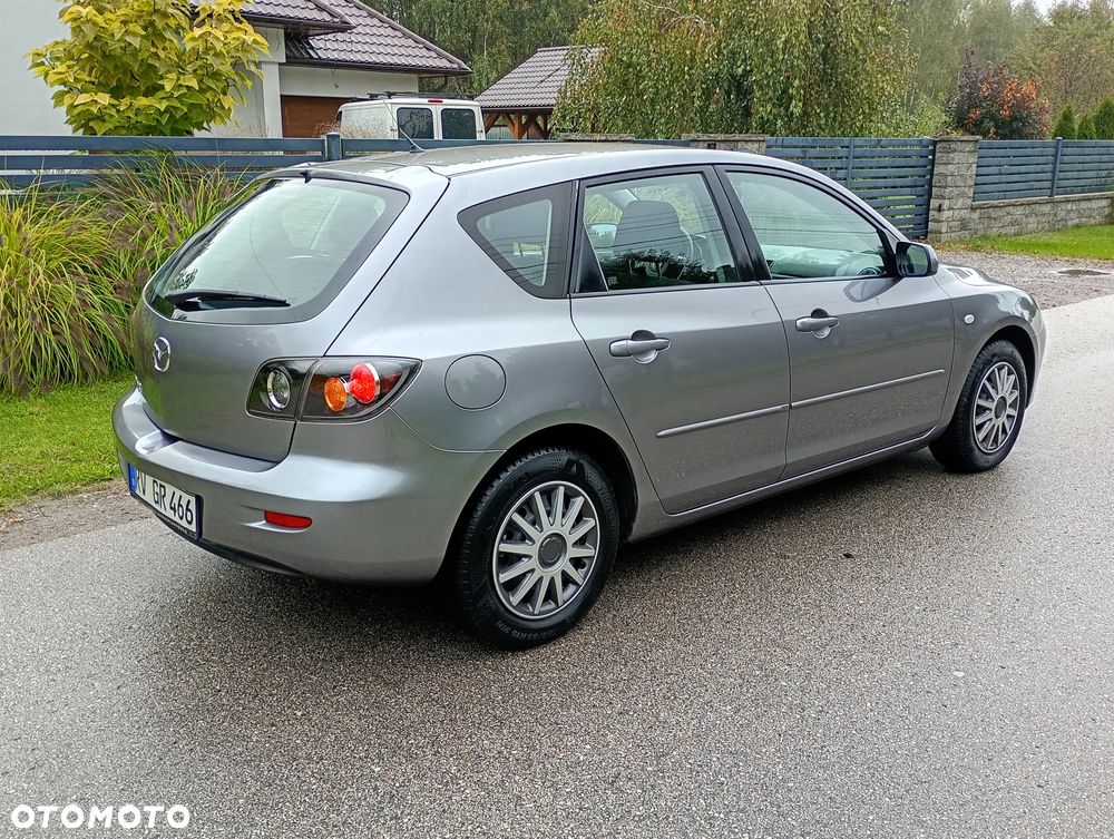 Mazda 3 - 4
