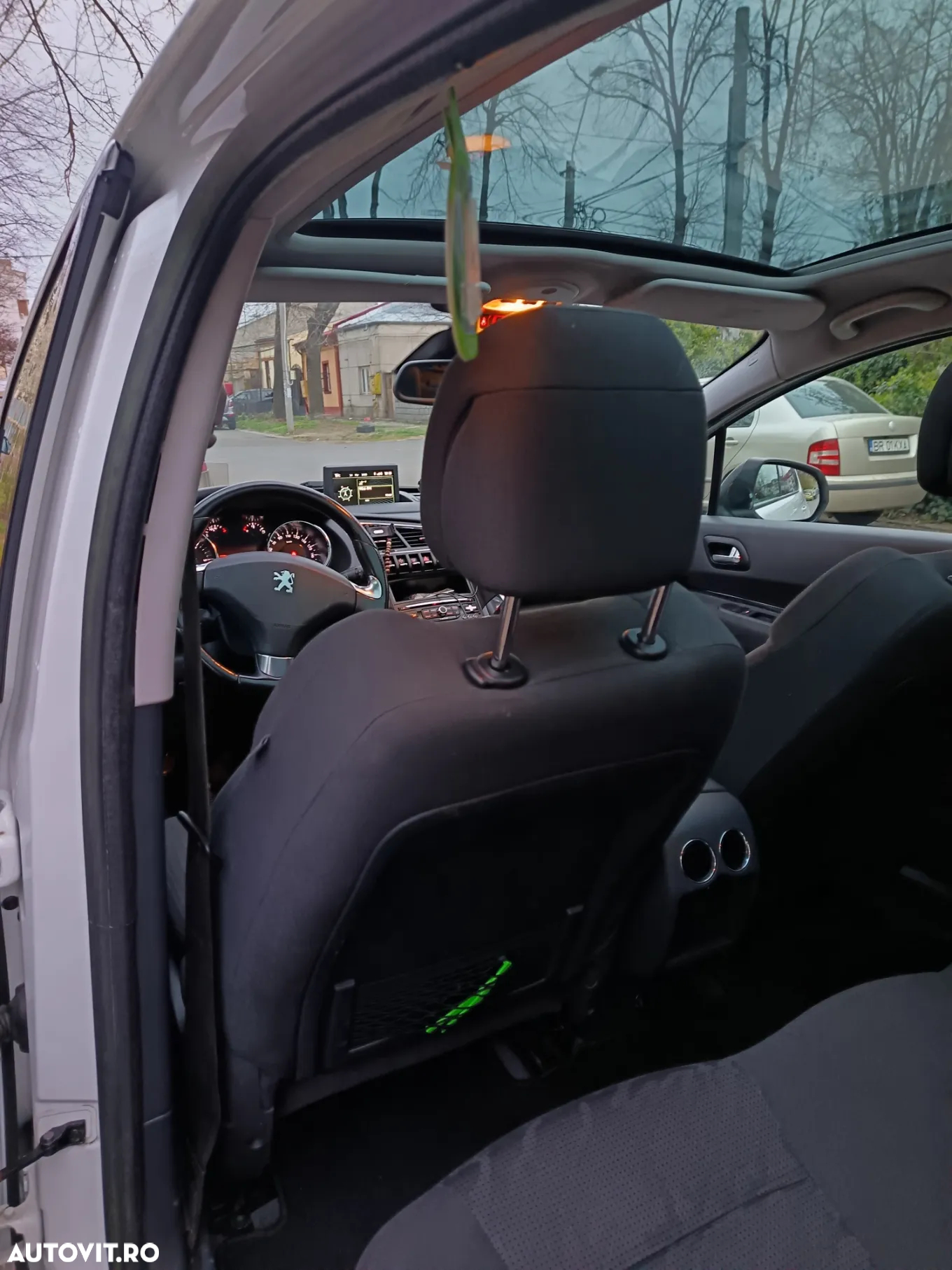 Peugeot 3008 - 8