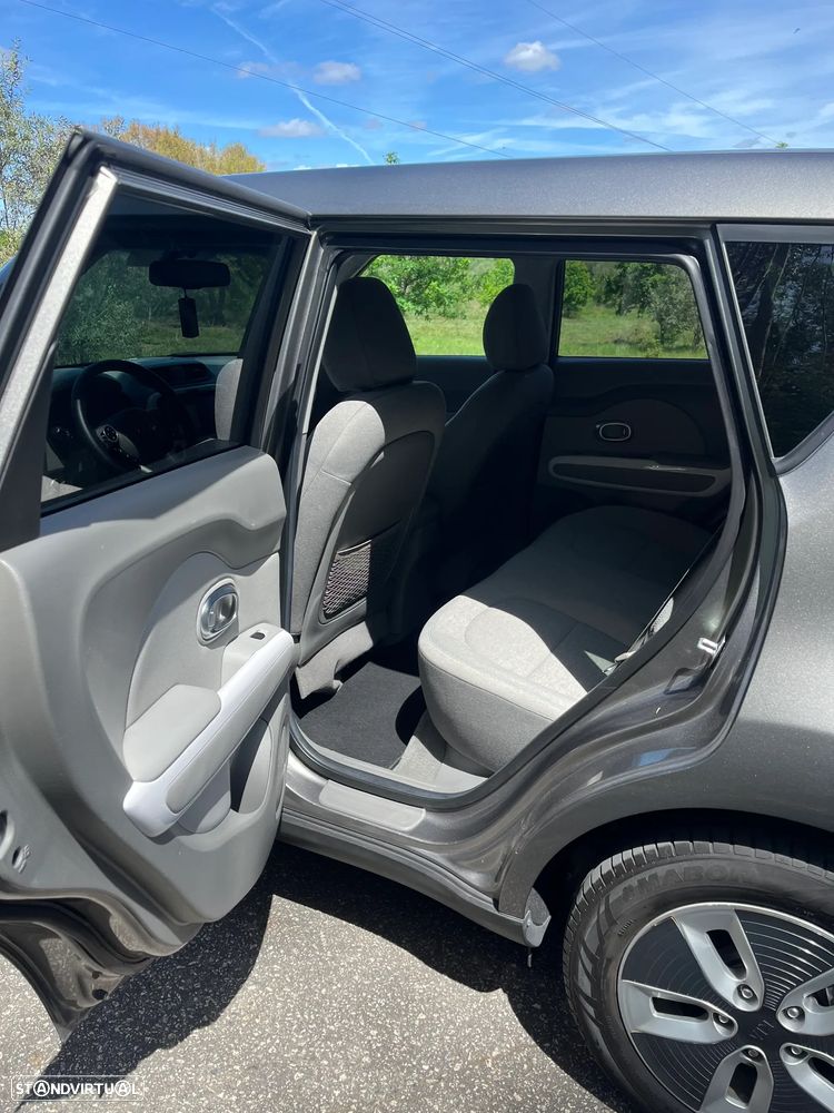 Kia Soul - 12