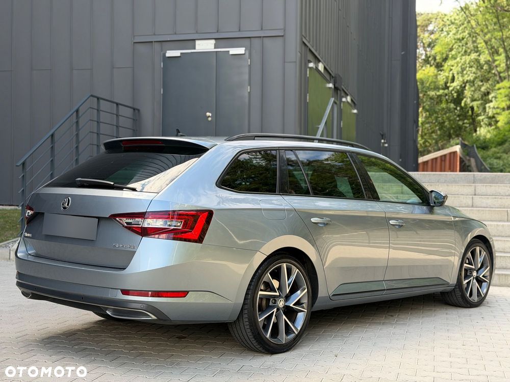Skoda Superb 2.0 TDI DSG Sportline - 12