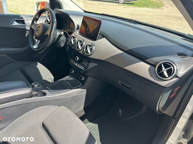 Mercedes-Benz Klasa B 180 (CDI) d 7G-DCT - 8