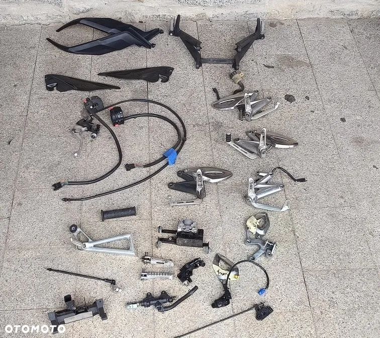 TRIUMPH 675 765 LAMPA TYŁ SET OGON PRZEŁĄCZNIK OWIEWKA - 3
