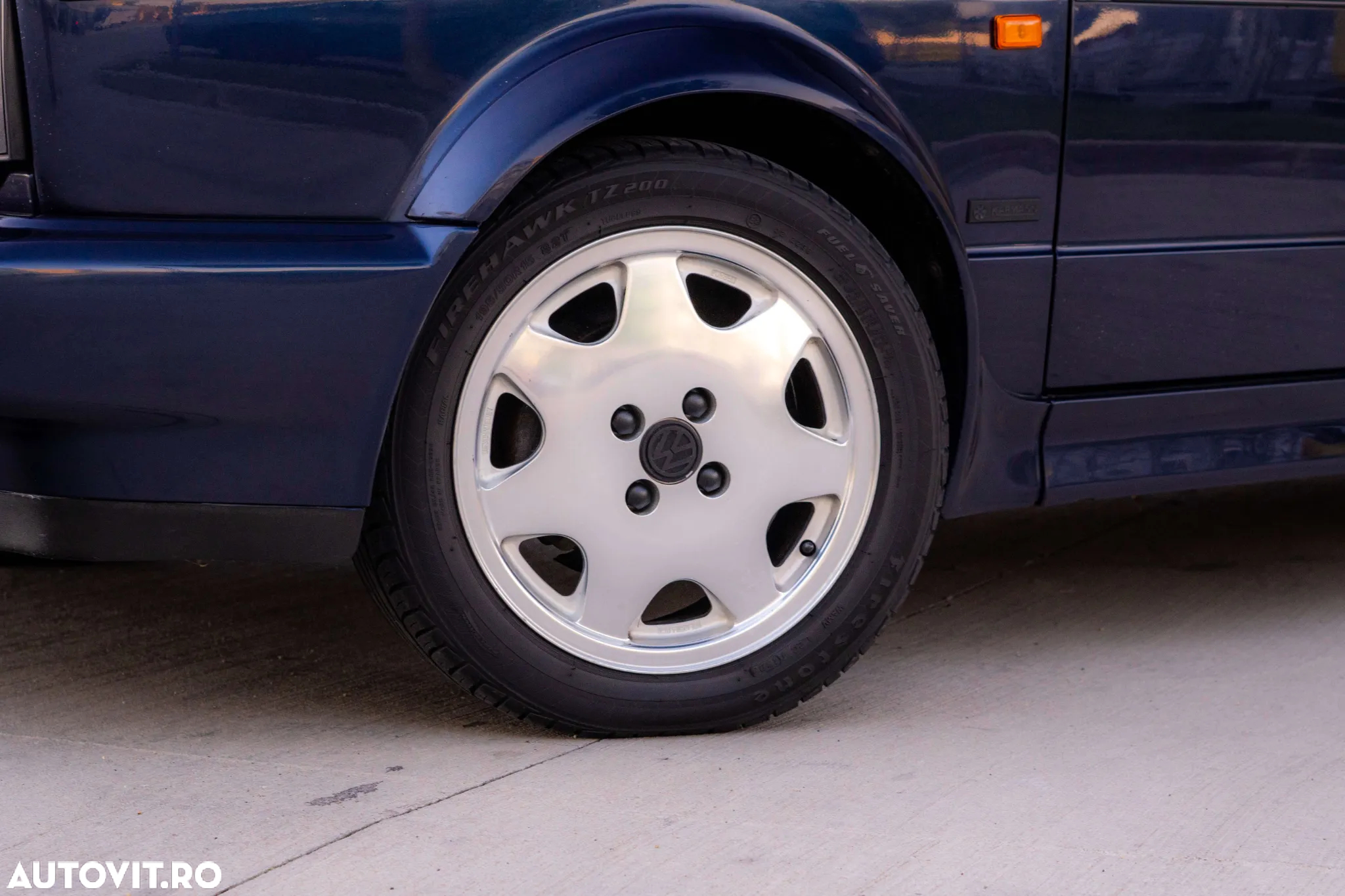 Volkswagen Golf GL - 7