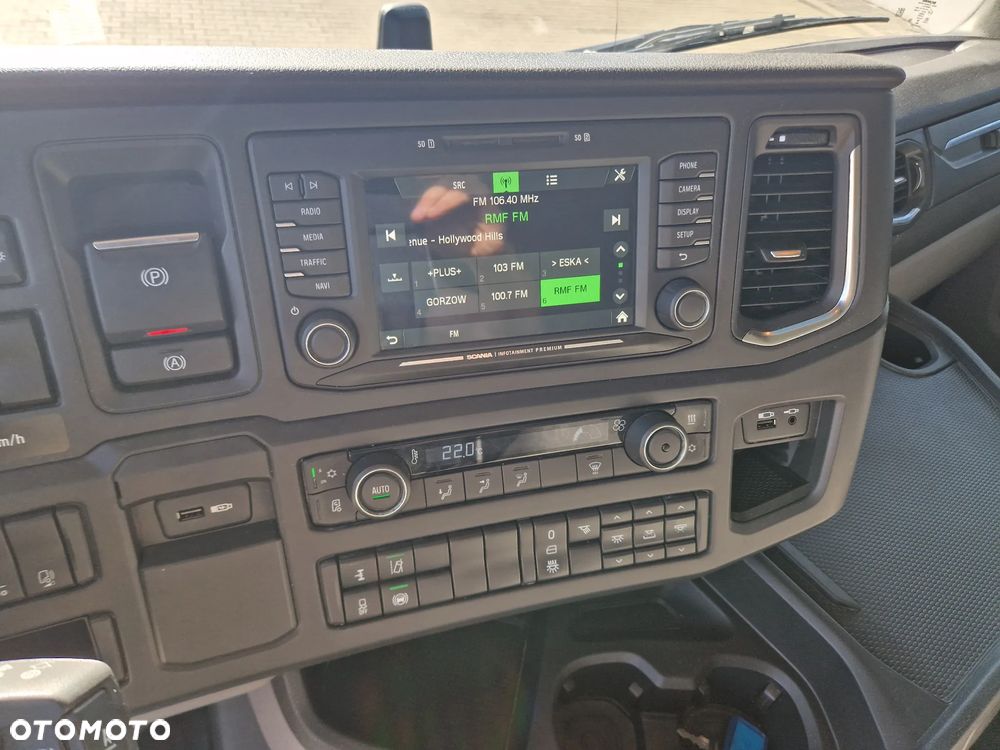 Scania S450/ 2022/ MEGA LOWDECK/ BAKI 1200L/ KLIMA POSTOJOWA/ FULL LEDY/ NOWEJ GENERACJI TACHO/ PO ZŁOTYM KONTRAKCIE - 9