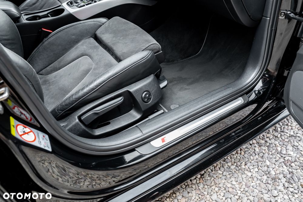 Audi A4 Avant 1.8 TFSI quattro S line Sportpaket - 23