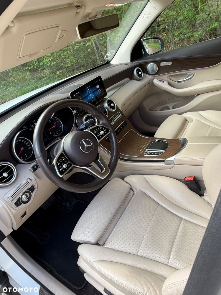 Mercedes-Benz GLC 220 d 4-Matic - 3