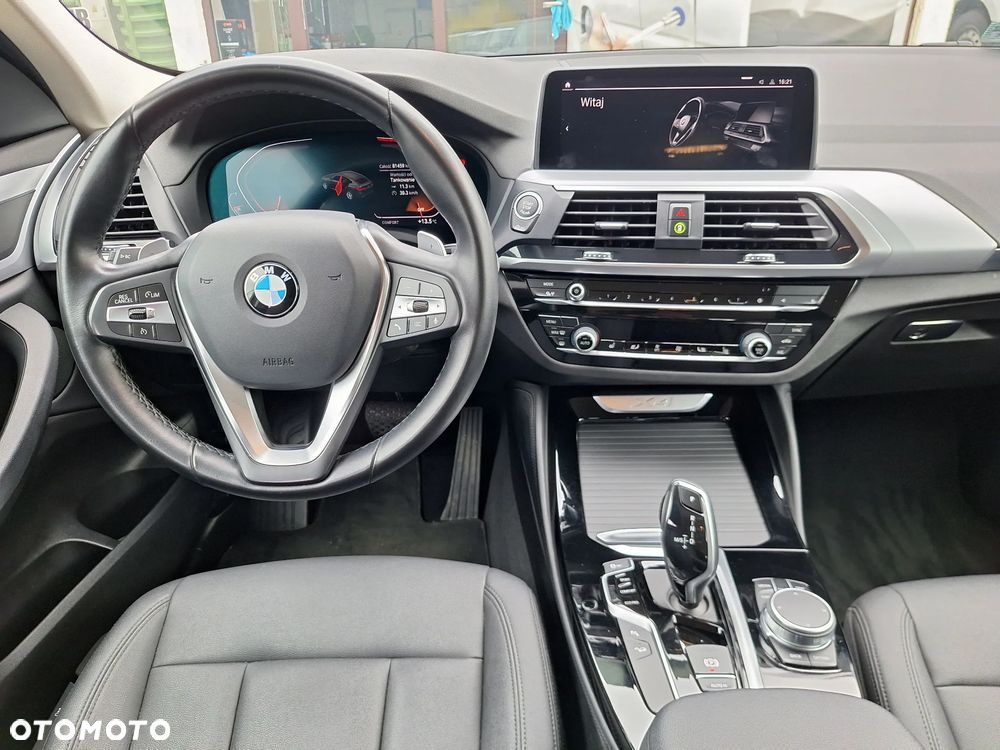 BMW X4 xDrive20i GPF sport - 21