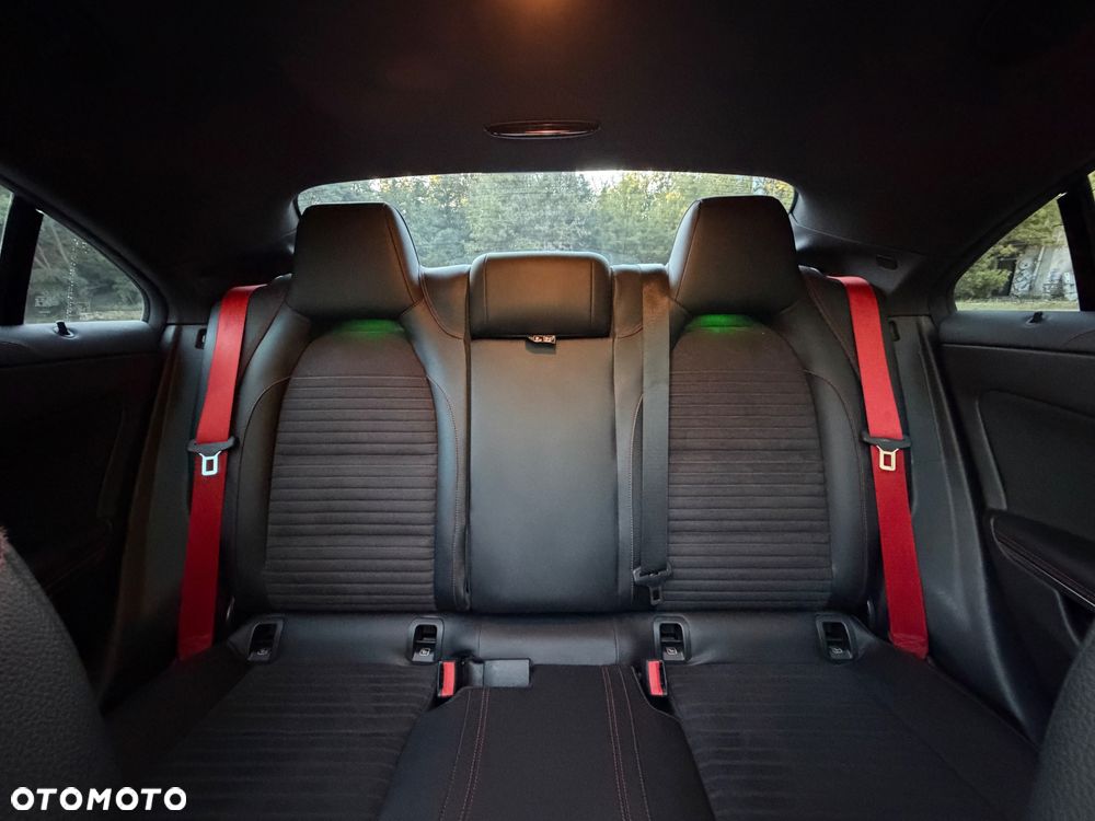 Mercedes-Benz CLA - 19
