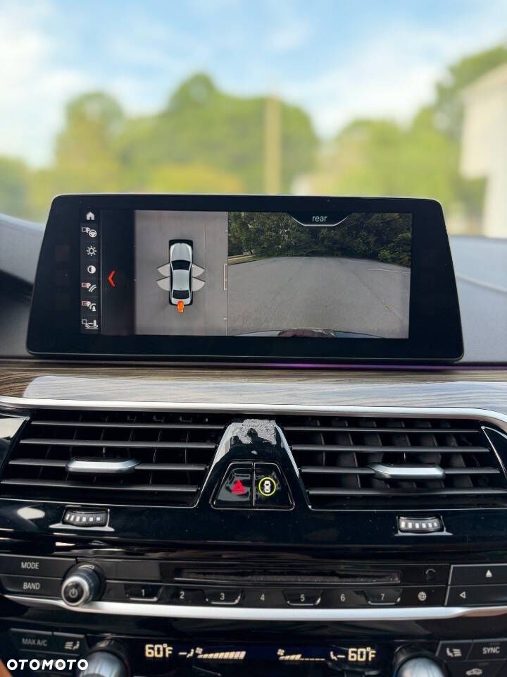 BMW Seria 5 530i xDrive Luxury Line - 22