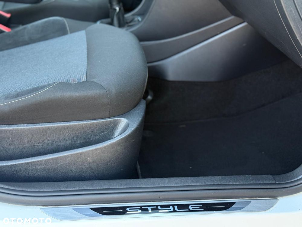 Volkswagen Polo 1.4 Style - 20