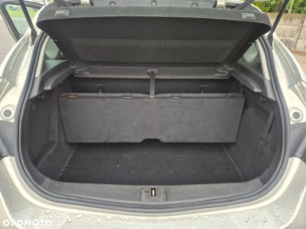 Opel Astra - 24